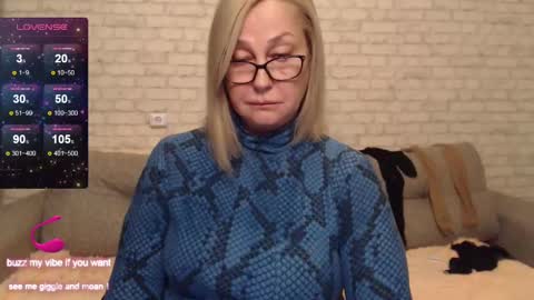 Snapshot of ilariacetoi chatting on January 2025 01:19:02 PM IlariaCetoi online show from January 2025 01:19:02 PM