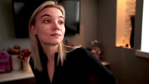 ileanacampbel online show from January 2025 07:48:02 AM