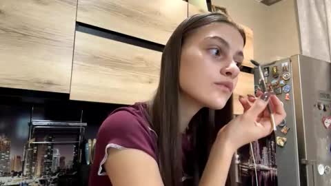 Sophie online show from February 2026 01:22:01 PM