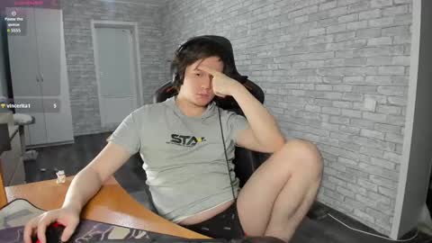 iliaskris online show from February 2025 09:14:01 PM