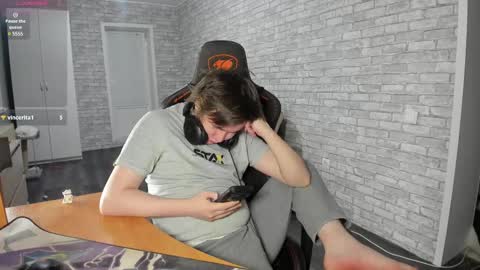 iliaskris online show from February 2025 09:42:02 PM