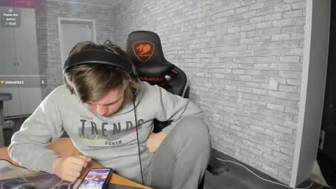 iliaskris online show from February 2025 04:09:02 PM