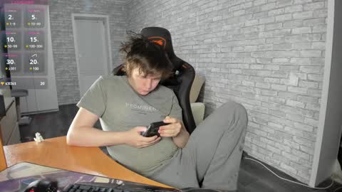 iliaskris online show from February 2025 01:11:01 AM