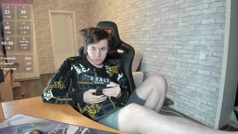 iliaskris online show from March 2025 04:00:02 PM