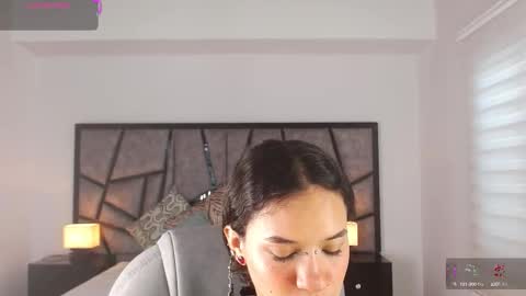 ilitzy cardona online show from September 2025 07:50:01 PM