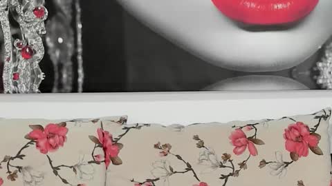 Snapshot of illegalbeauty87 chatting on October 2025 02:31:02 AM Ingrid or more easier...Miss GoDDess Mistress online show from October 2025 02:31:02 AM