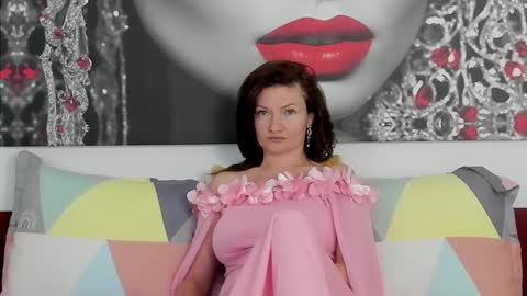 Snapshot of illegalbeauty87 chatting on November 2025 11:36:02 PM Ingrid or more easier...Miss GoDDess Mistress online show from November 2025 11:36:02 PM