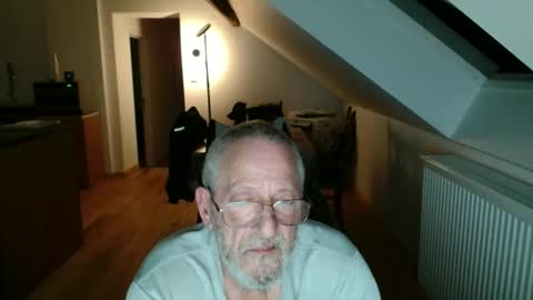 jean claude online show from March 2026 09:12:01 PM