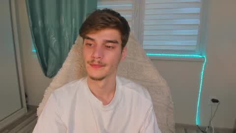 Snapshot of illusions888 chatting on January 2025 01:09:01 PM D-Illusion online show from January 2025 01:09:01 PM