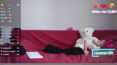 ilona vv online show from September 2025 10:15:01 AM