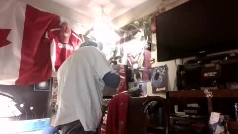 ilovewomensmokers0935 online show from February 2026 03:00:02 AM