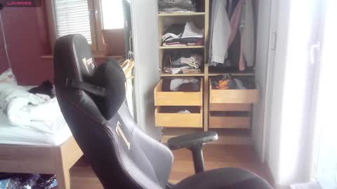 iloveyoutoo2000 online show from January 2025 11:25:01 AM