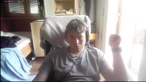 iloveyoutoo2000 online show from October 2025 04:14:02 PM