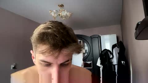 ilyahrr online show from March 2026 10:53:02 AM