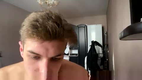 ilyahrr online show from March 2026 09:32:02 AM