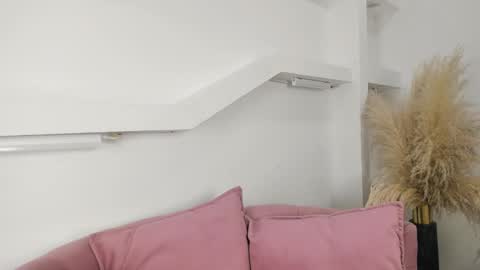 Aleja  online show from October 2025 01:11:01 AM