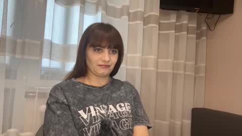 Alisa online show from October 2025 06:58:02 AM