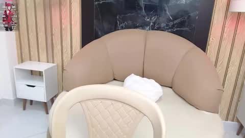 Belinda Mesa  online show from February 2026 12:09:02 AM