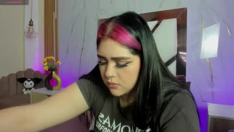 Snapshot of im_bunny__ chatting on February 2026 11:25:01 AM im_bunny__ online show from February 2026 11:25:01 AM