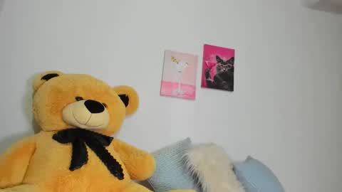 Caro   online show from March 2026 04:07:02 AM