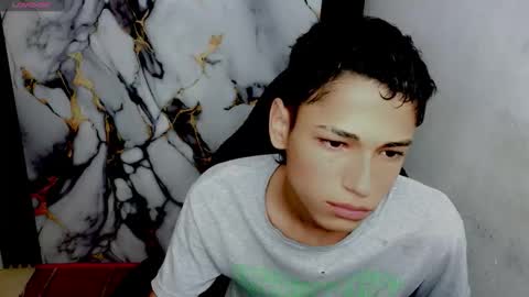 im_david01 online show from February 2026 01:18:01 PM