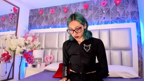 Snapshot of im_gaia chatting on February 2025 01:22:01 PM Im Gaia online show from February 2025 01:22:01 PM