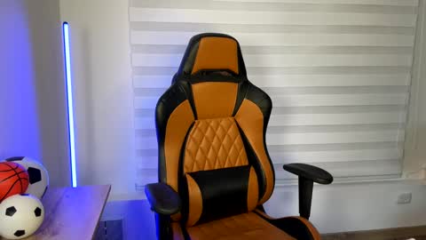 Laia online show from January 2025 01:38:02 AM