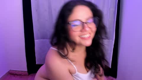 mei mei uwu online show from September 2025 02:00:02 AM