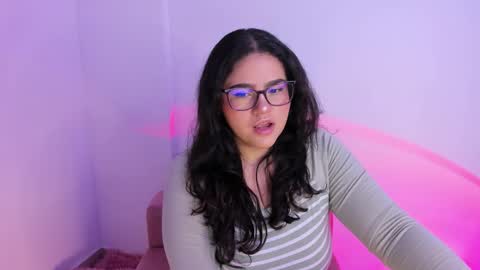 mei mei uwu online show from October 2025 10:18:02 PM