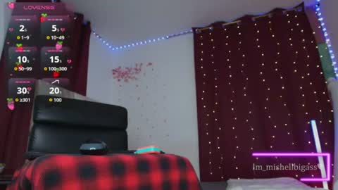 Snapshot of im_miabigass chatting on June 2026 05:49:02 AM Mishell Martinez INSTAGRAM im mishellbigass online show from June 2026 05:49:02 AM