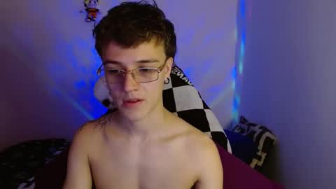 Oliver P online show from March 2025 06:01:02 PM