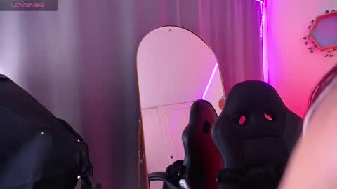 Snapshot of im_rosse_ chatting on October 2025 07:22:02 PM Jade Rosse online show from October 2025 07:22:02 PM