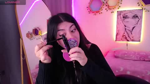 Snapshot of im_rosse_ chatting on October 2025 09:14:02 PM Jade Rosse online show from October 2025 09:14:02 PM