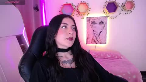 Snapshot of im_rosse_ chatting on November 2025 06:52:02 PM Jade Rosse online show from November 2025 06:52:02 PM