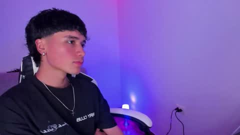Snapshot of im_tommy1 chatting on October 2025 10:54:02 PM im_tommy1 online show from October 2025 10:54:02 PM