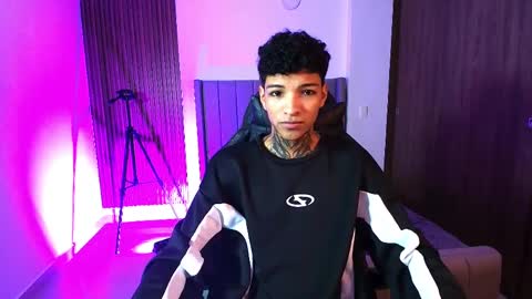 im_usuga online show from April 2026 11:33:02 AM