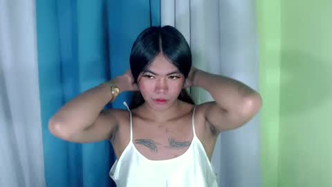 Snapshot of im_yourfairyannaxx chatting on February 2025 02:05:02 AM im_yourfairyannaxx online show from February 2025 02:05:02 AM