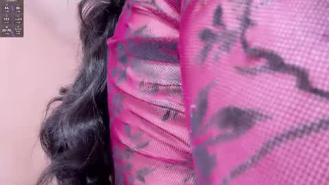 Snapshot of im_yours_01 chatting on February 2025 02:42:02 AM daniella online show from February 2025 02:42:02 AM