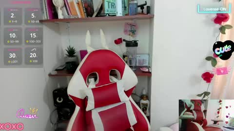 Lisa Hyga online show from April 2026 09:45:01 PM