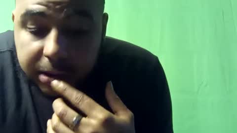 imapuppetforyou online show from February 2025 03:00:01 PM