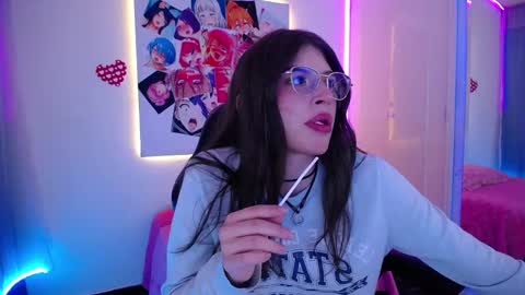 Chloe online show from September 2025 08:52:01 PM