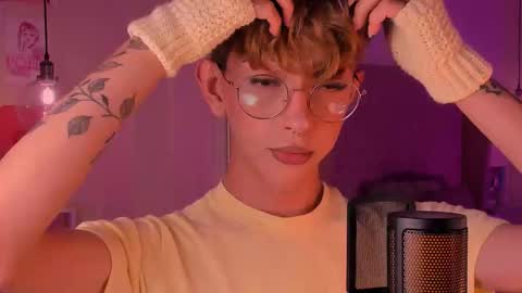 Damiano online show from September 2025 07:25:01 PM