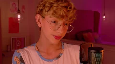 Damiano online show from October 2025 09:27:01 PM