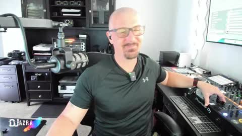 DJ Azra online show from February 2026 01:31:01 AM