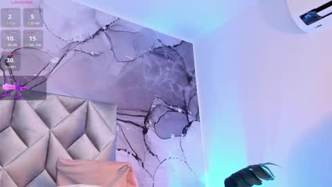 Leana online show from February 2025 11:11:02 PM