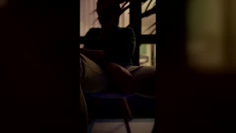 imlightskn online show from December 2025 06:55:01 AM