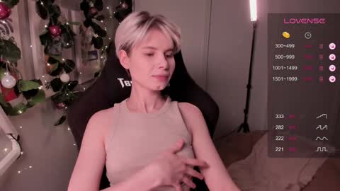 Snapshot of imnotmia chatting on December 2024 08:34:01 PM Mia online show from December 2024 08:34:01 PM