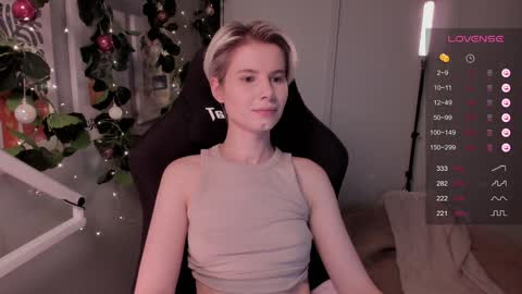 Snapshot of imnotmia chatting on December 2024 08:36:01 PM Mia online show from December 2024 08:36:01 PM