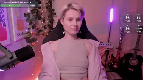 Snapshot of imnotmia chatting on March 2025 01:09:01 PM Mia online show from March 2025 01:09:01 PM