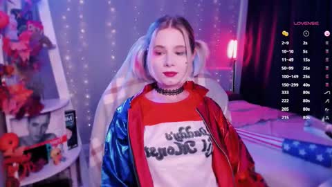 Snapshot of imnotmia chatting on November 2025 11:01:02 AM Mia online show from November 2025 11:01:02 AM